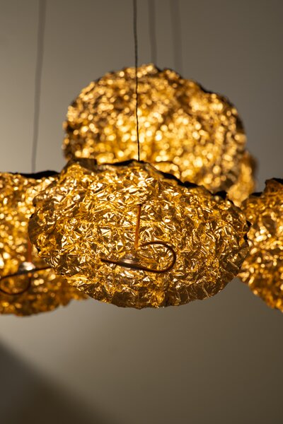 Catellani & Smith Luxusní závěsné LED svítidlo Gold Moon, 2700K, 1x1,1W
