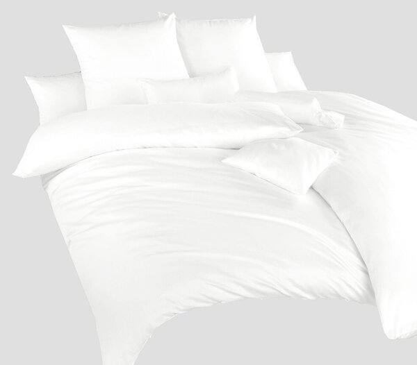 Kvalitní ložní prádlo z česané bavlny s krepovou úpravou. Jednobarevné povlečení v bílé barvě lze kombinovat s libovolnou barvou prostěradla dle interiéru ložnice. Rozměr prodlouženého francouzského povlečení je 220x220, 2x 70x90 cm