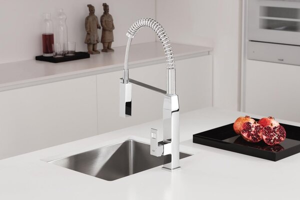 GROHE Eurocube - Páková dřezová baterie, DN 15, Chrom 31395000