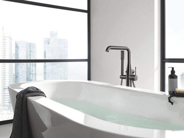 GROHE Essence - Páková vanová baterie, DN 15, montáž do podlahy, kartáčovaný Hard Graphite 23491AL1