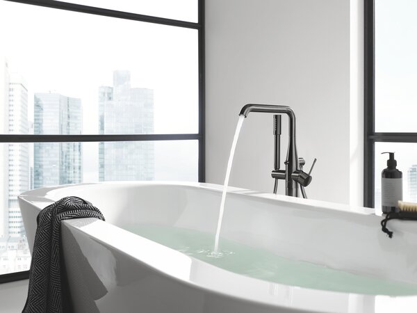 GROHE Essence - Páková vanová baterie, DN 15, montáž do podlahy, kartáčovaný Hard Graphite 23491AL1