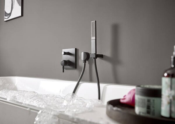Hansgrohe Rainfinity Tyčová ruční sprcha 100 1jet, matná černá 26866670