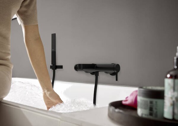 Hansgrohe Rainfinity Tyčová ruční sprcha 100 1jet, matná černá 26866670