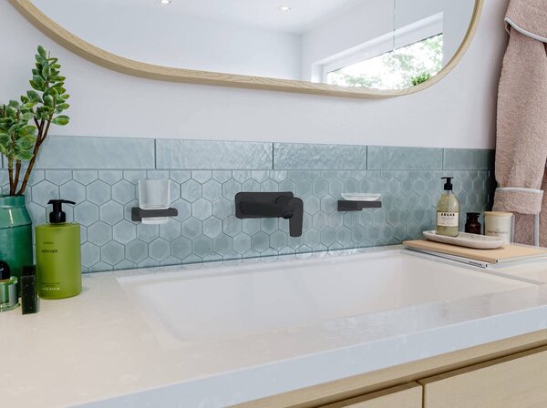 Hansgrohe Talis E Páková umyvadlová baterie pod omítku, s výtokem 22,5 cm, matná černá 71734670