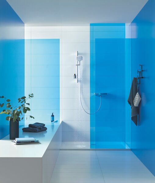 GROHE Rainshower SmartActive 130 Cube - Sprchový set s tyčí, 3 proudy, Chrom 26583000