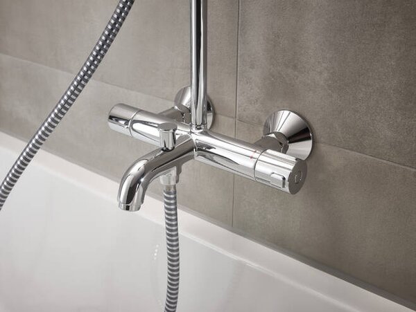 Hansgrohe Vernis Blend Showerpipe 200 1jet s vanovým termostatem, chrom 26274000