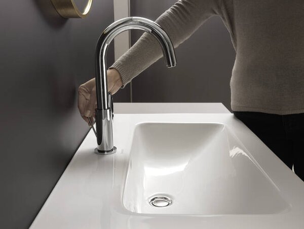Hansgrohe Vernis Blend Páková umyvadlová baterie s otočným výtokem a odtokovou soupravou s táhlem, chrom 71554000