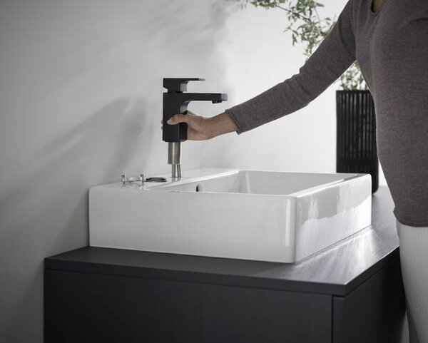 Hansgrohe Vernis Shape Páková umyvadlová baterie 100 bez odtokové soupravy, matná černá 71569670
