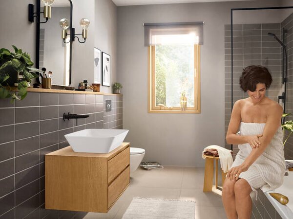 Hansgrohe Rebris E páková umyvadlová baterie pod omítku, montáž na stěnu s výtokem 20 cm, matná černá 72568670