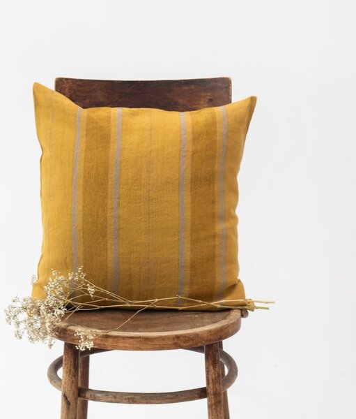 Lněný povlak na polštář 40x40 cm Amber Bronze Stripes – Linen Tales