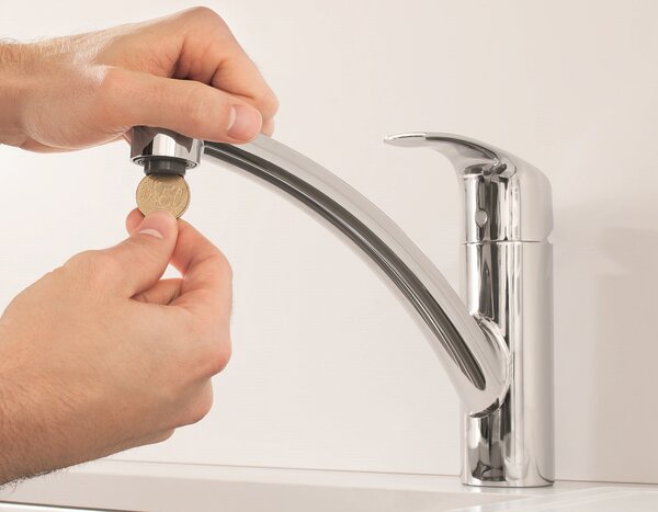 GROHE Eurosmart - Páková dřezová baterie, DN 15, SuperSteel 33281DC3