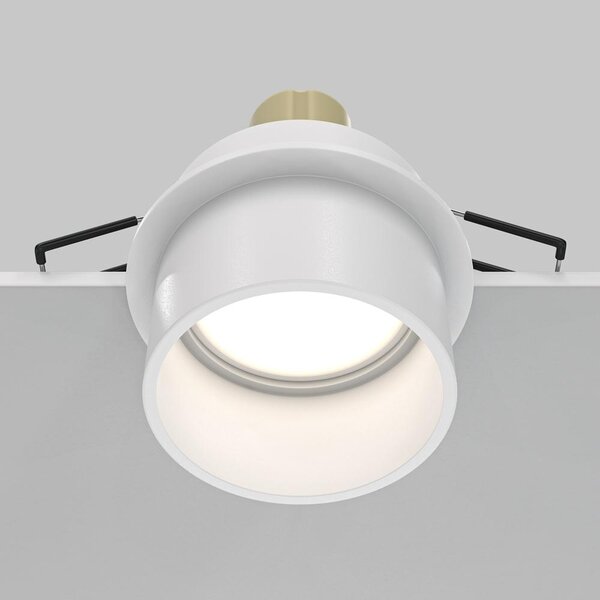 Maytoni Moderní vestavné svítidlo REIF, 12W, ⌀ 6,8 cm, 1xGU10 Barva: Černá/zlatá