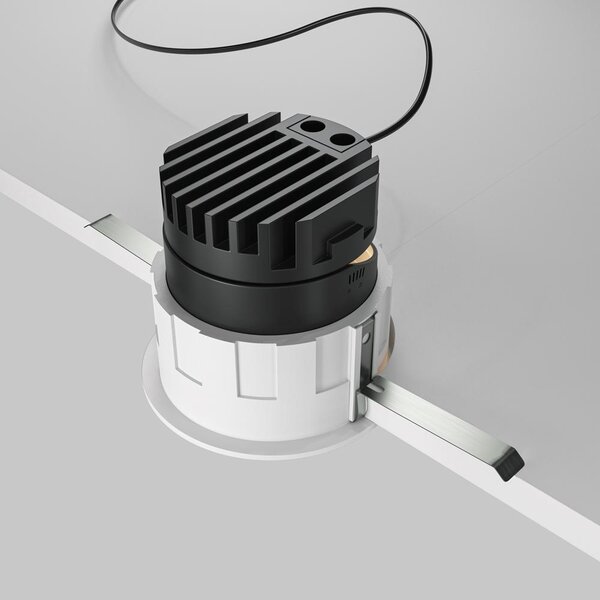 Maytoni Vestavné LED svítidlo WISE, 10W, ⌀ 8,3 cm, 3000K Barva: Černá
