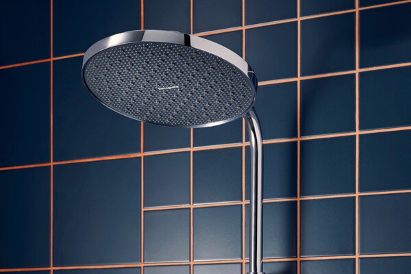 Hansgrohe Activera S - Sprchový systém Showerpipe 240 1jet se sprchovou tyčí Varia, EcoSmart, chrom 28074000