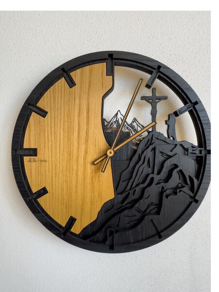 3D Dřevěné dubové hodiny - Kříž a hory - 30cm/50cm/80cm