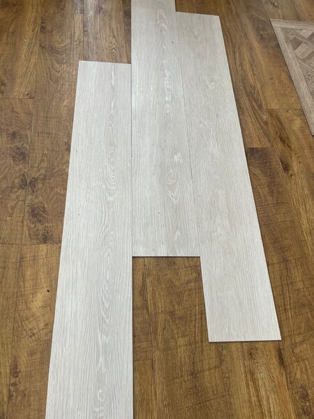 Vinylová podlaha ONE FLOOR ECO30 Classic Oak Natural beige 004