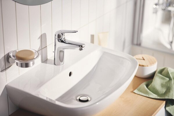 GROHE Swift - Páková umyvadlová baterie, velikost S, chrom 24316001