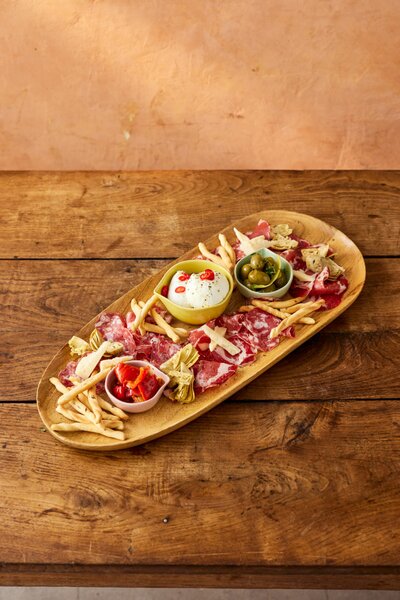 Jamie Oliver Big Love servírovací prkénko z mangového dřeva 57x25cm JOBLBOARD57