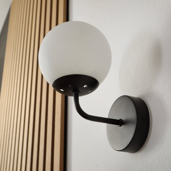 Brilagi - Nástěnná lampa MALIVA 1xE14/15W/230V černá/bílá