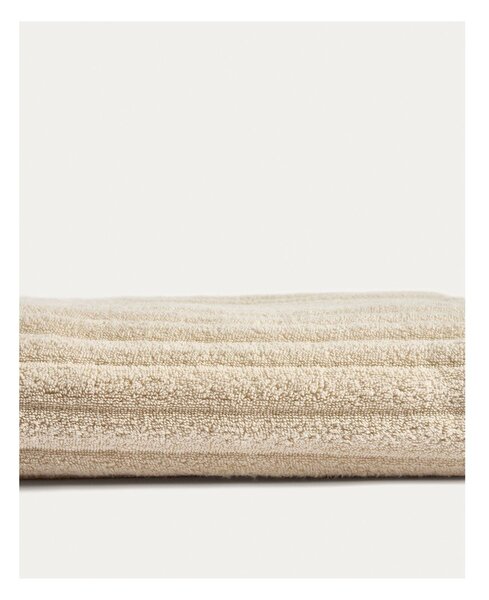 Béžový froté bavlněný ručník 50x90 cm Navira – Kave Home