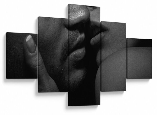Obraz - Polibek, černobílá fotografie (125x70 cm)