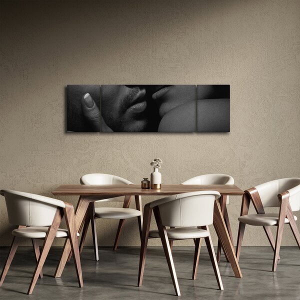 Obraz - Polibek, černobílá fotografie (170x50 cm)