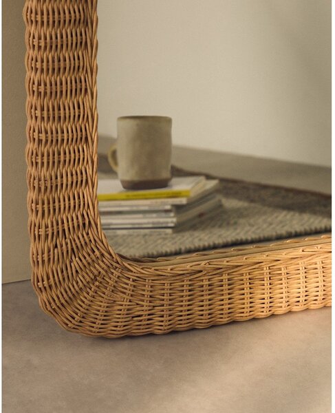 Nástěnné zrcadlo s ratanovým rámem 58x79 cm Zilna – Kave Home