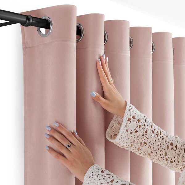 Světle růžový sametový dimout závěs 530x270 cm Velto – Filumi
