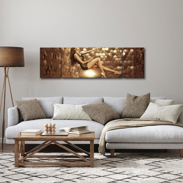 Obraz ženy ve zlaté místnosti (170x50 cm)