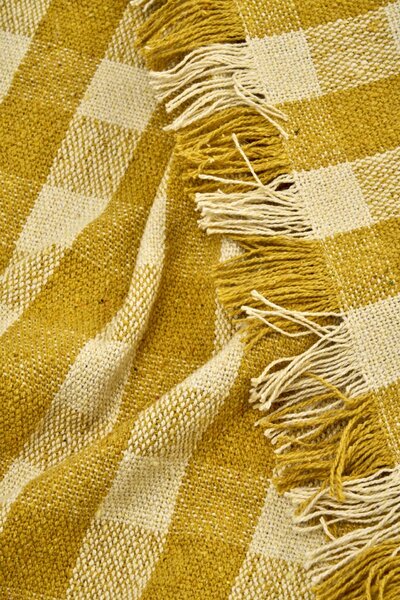 Přehoz z recyklované bavlny Checked Yellow 125 × 175 cm