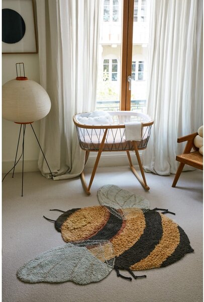 Žlutý pratelný ručně tkaný bavlněný dětský koberec 115x150 cm Bee – Lorena Canals