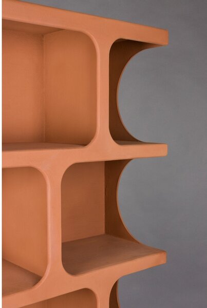 Knihovna v terakotové barvě 85x180x37 cm Dundee – Dutchbone