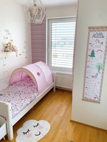 Home Deco Kids Samolepící tapeta do dětského pokoje s květinami 45 x 250 cm