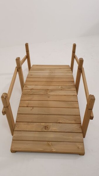 Dřevěný zahradní můstek s nátěrem 71×32×27 cm, česká výroba
