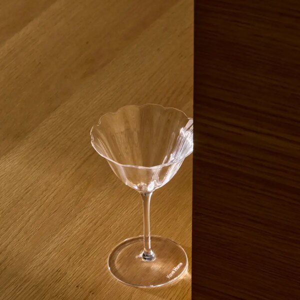 Kave Home Sklenička na kokteil Neia 290 ml