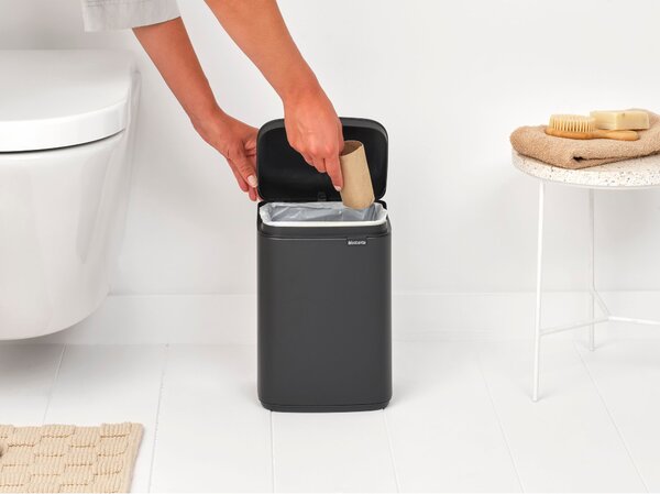 Brabantia Bo odpadkový koš 4 l černá-šedá 233708