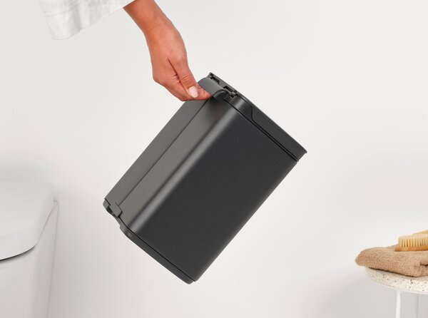 Brabantia Bo odpadkový koš 4 l černá-šedá 233708