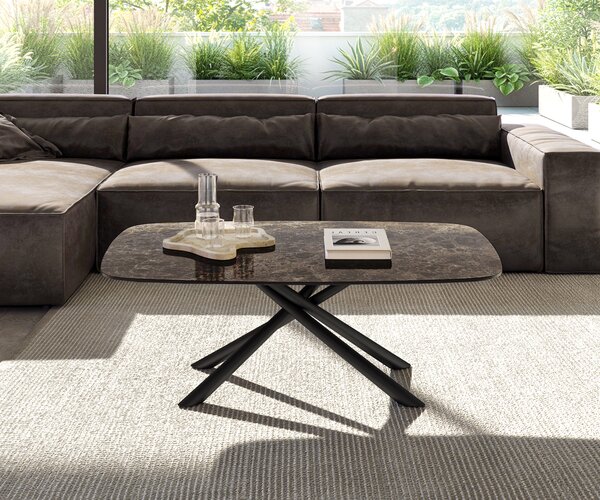 DELIFE Konferenční stolek Edge Boot 120x70 cm keramika Laminam® Emperador Extra Lucidato tmavě hnědá Sarity kov černá