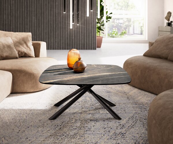 DELIFE Konferenční stolek Edge Boot 90x90 cm keramika Laminam® Noir Desir hnědá Sarity kov černá