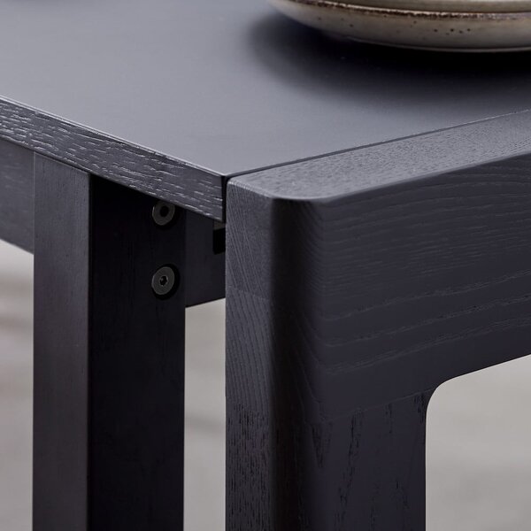 Rozkládací jídelní stůl s černou deskou 96x220 cm Join by Hammel – Hammel Furniture