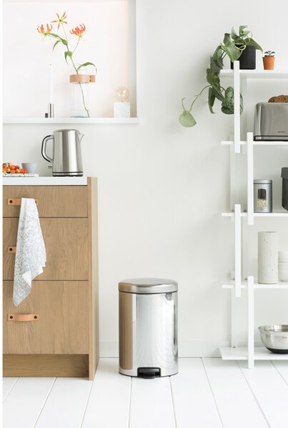 Brabantia pedálový odpadkový koš newIcon - 20 L lesklá ocel, kovové vědro