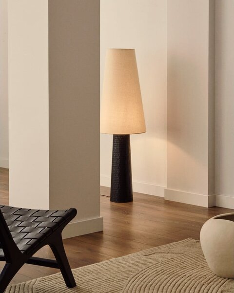 Černo-krémová stojací lampa s textilním stínidlem (výška 129 cm) Senni – Kave Home