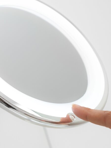 InnovaGoods® LED zvětšovací zrcátko Mizoom - flexibilní kosmetické zrcátko s přísavkou a 10násobným zvětšením pro dokonalý make-up a péči o pleť