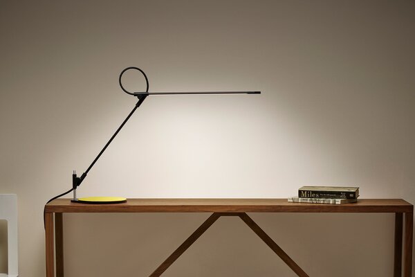 Pablo designové stolní lampy Superlight
