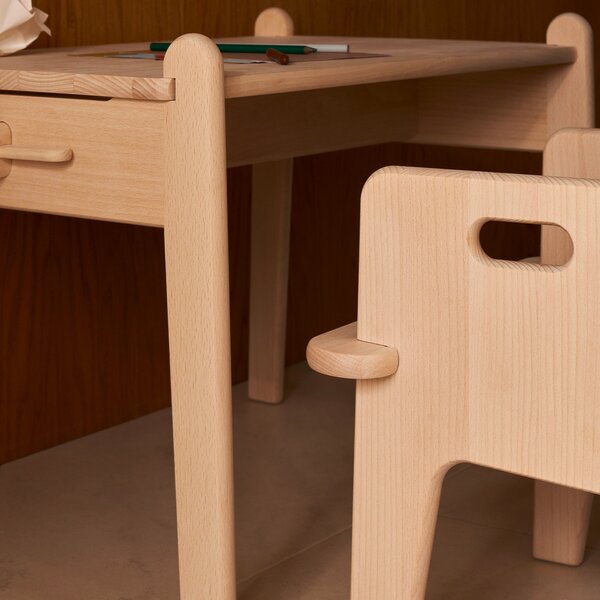 Carl Hansen designové dětské stoličky CH411