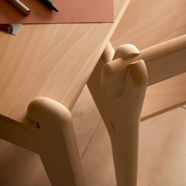 Carl Hansen designové dětské stoličky CH411
