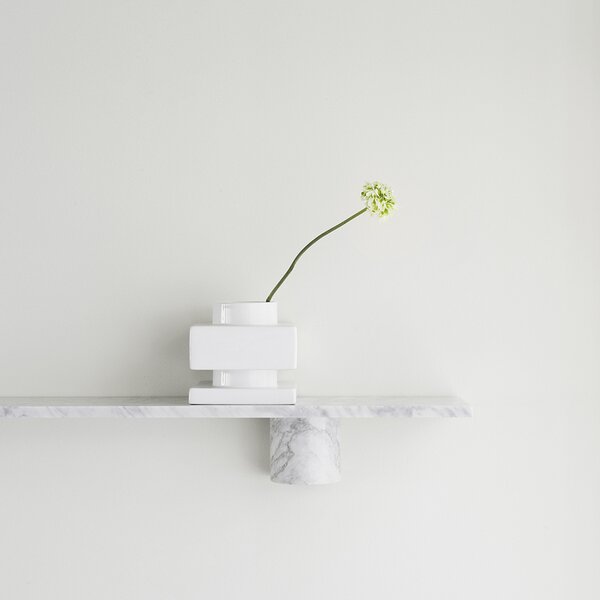Normann Copenhagen designové police Sten Shelf Large