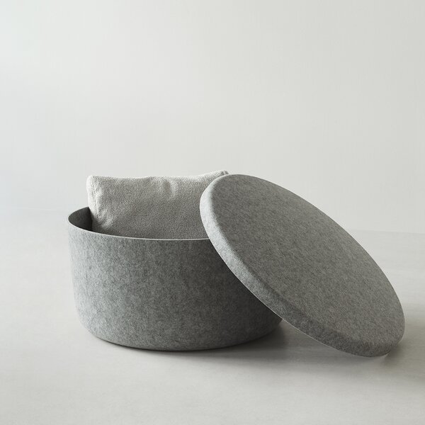 Normann Copenhagen designové stoličky Hide Storage Pouf Small