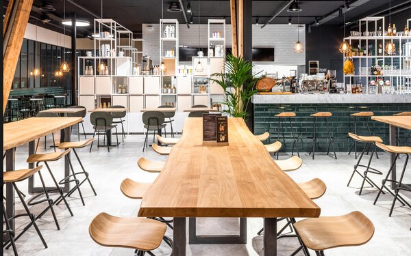 Designové barové židle Strain Barstool Hight (výška 83 cm)