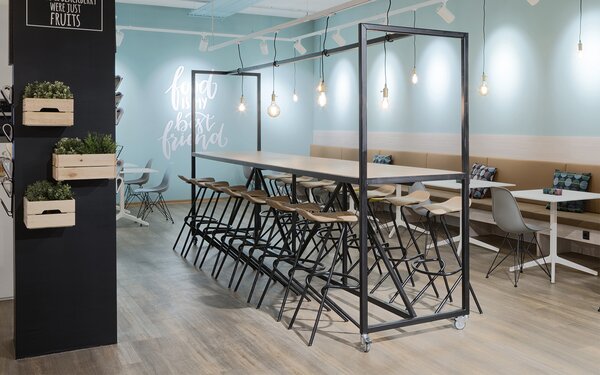 Designové barové židle Strain Barstool Hight (výška 83 cm)